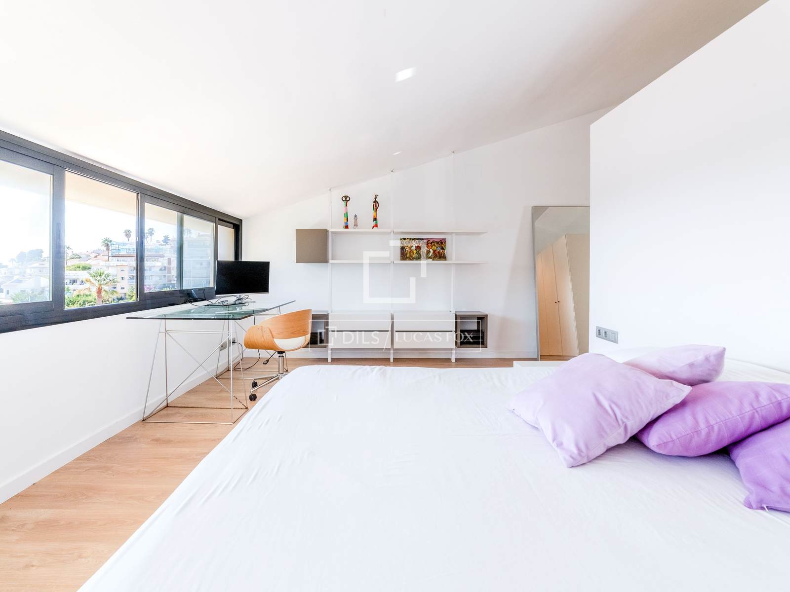 Huvila Sitges, Barcelona, Espanja 4 makuuhuonetta, 217 m2 No. 150365