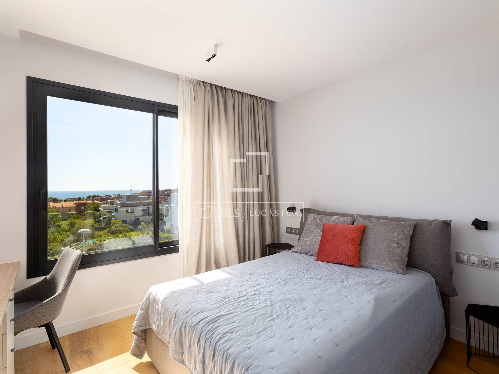 Villa a Montgat, Barcelona, Spagna 6 camere da letto, 355 mq. N° 150367