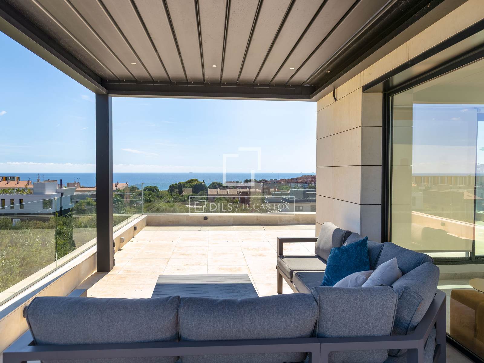 Villa a Montgat, Barcelona, Spagna 6 camere da letto, 355 mq. N° 150367