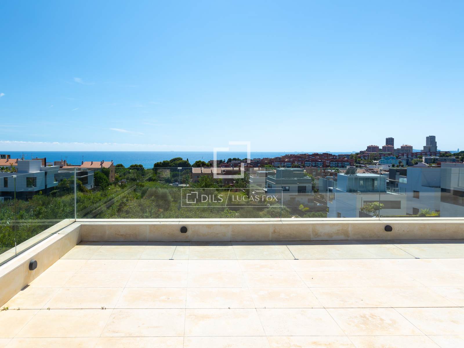 Villa a Montgat, Barcelona, Spagna 6 camere da letto, 355 mq. N° 150367