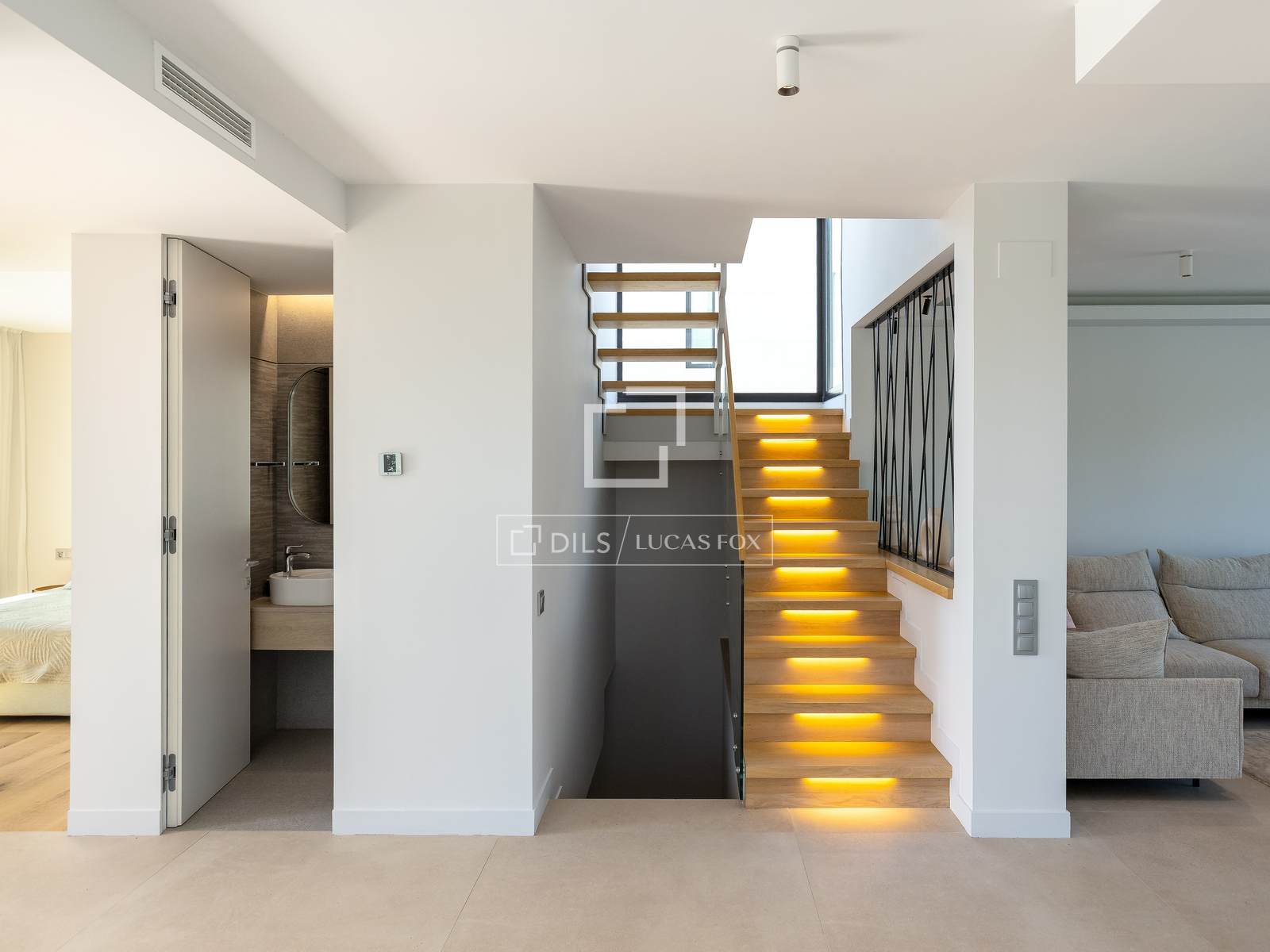 Villa a Montgat, Barcelona, Spagna 6 camere da letto, 355 mq. N° 150367
