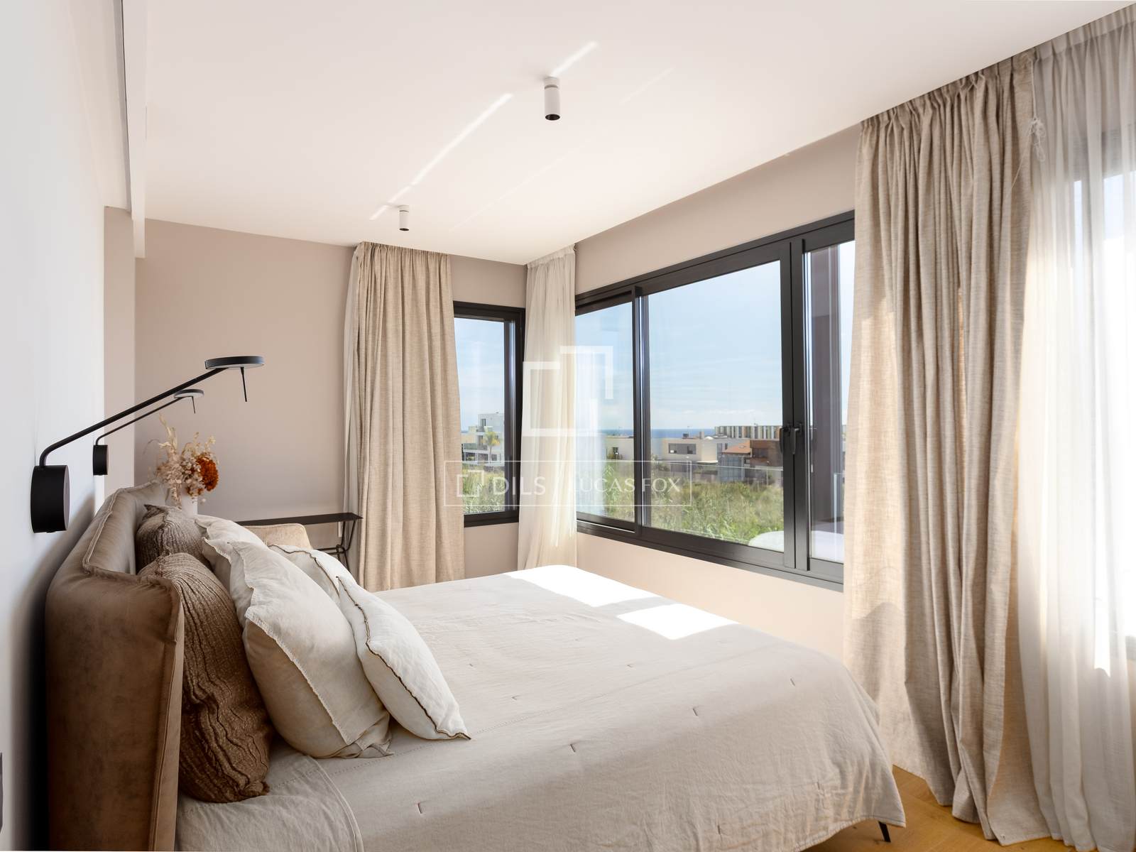 Villa a Montgat, Barcelona, Spagna 6 camere da letto, 355 mq. N° 150367