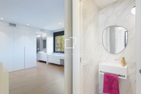 Villa for sale in Tiana, Barcelona, Spain 4 bedrooms, 433 sq.m. No. 150364 - photo 19