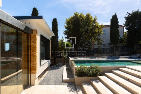 Villa for sale in Tiana, Barcelona, Spain 4 bedrooms, 433 sq.m. No. 150364 - photo 5