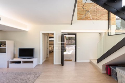Villa for sale in Tiana, Barcelona, Spain 4 bedrooms, 433 sq.m. No. 150364 - photo 23