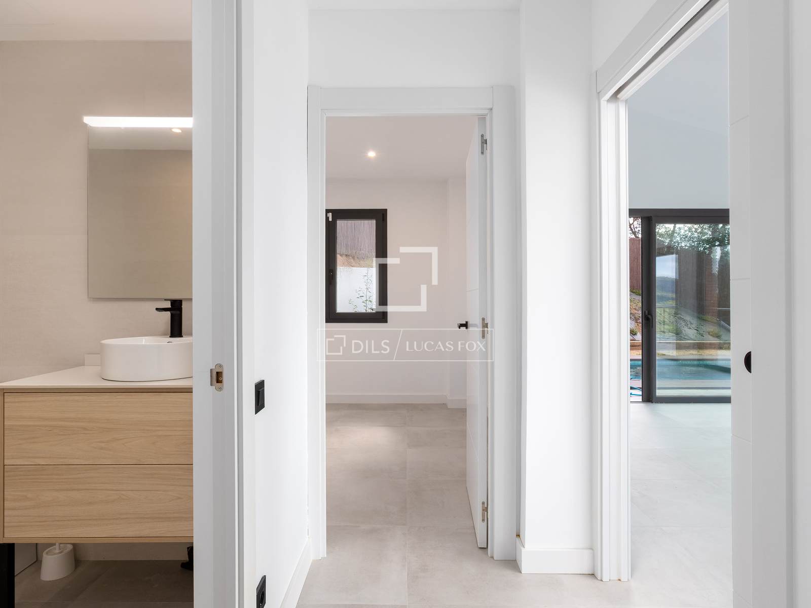 Villa en Vallromanes, Barcelona, España 4 dormitorios, 283 m2 No. 150368