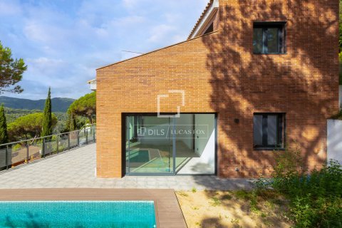 Villa for sale in Vallromanes, Barcelona, Spain 4 bedrooms, 283 sq.m. No. 150368 - photo 13