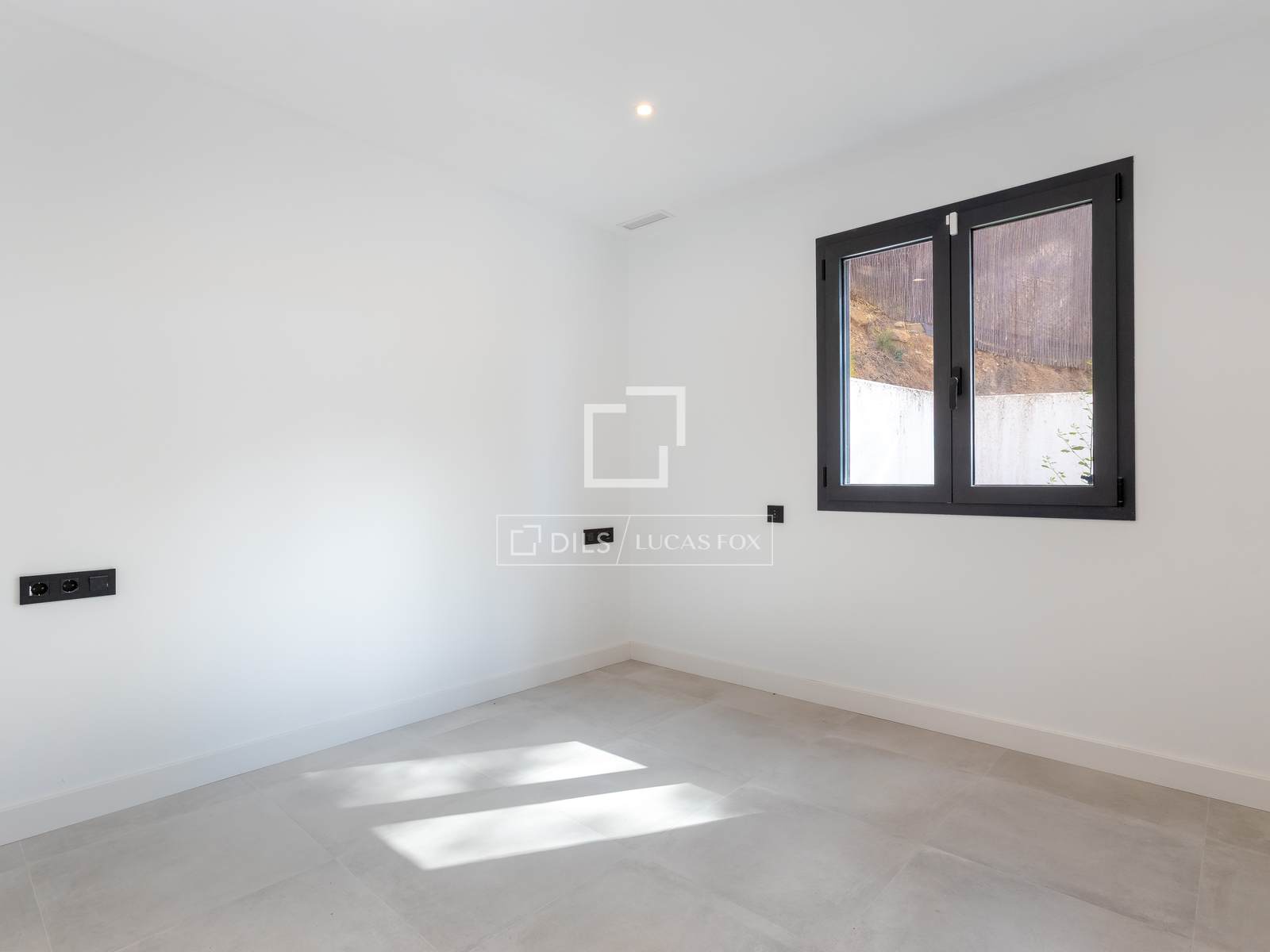 Villa en Vallromanes, Barcelona, España 4 dormitorios, 283 m2 No. 150368