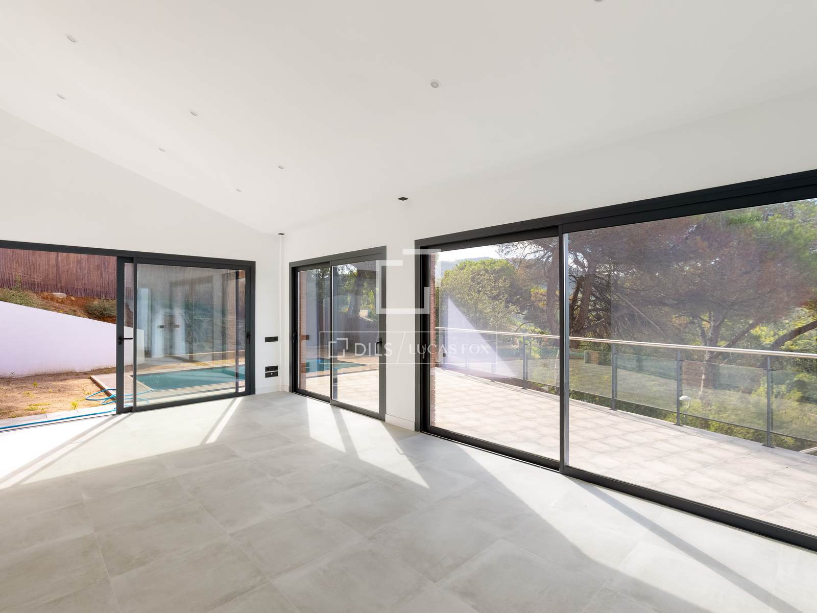 Villa en Vallromanes, Barcelona, España 4 dormitorios, 283 m2 No. 150368