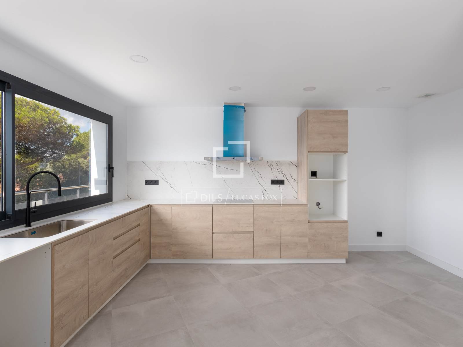 Villa en Vallromanes, Barcelona, España 4 dormitorios, 283 m2 No. 150368