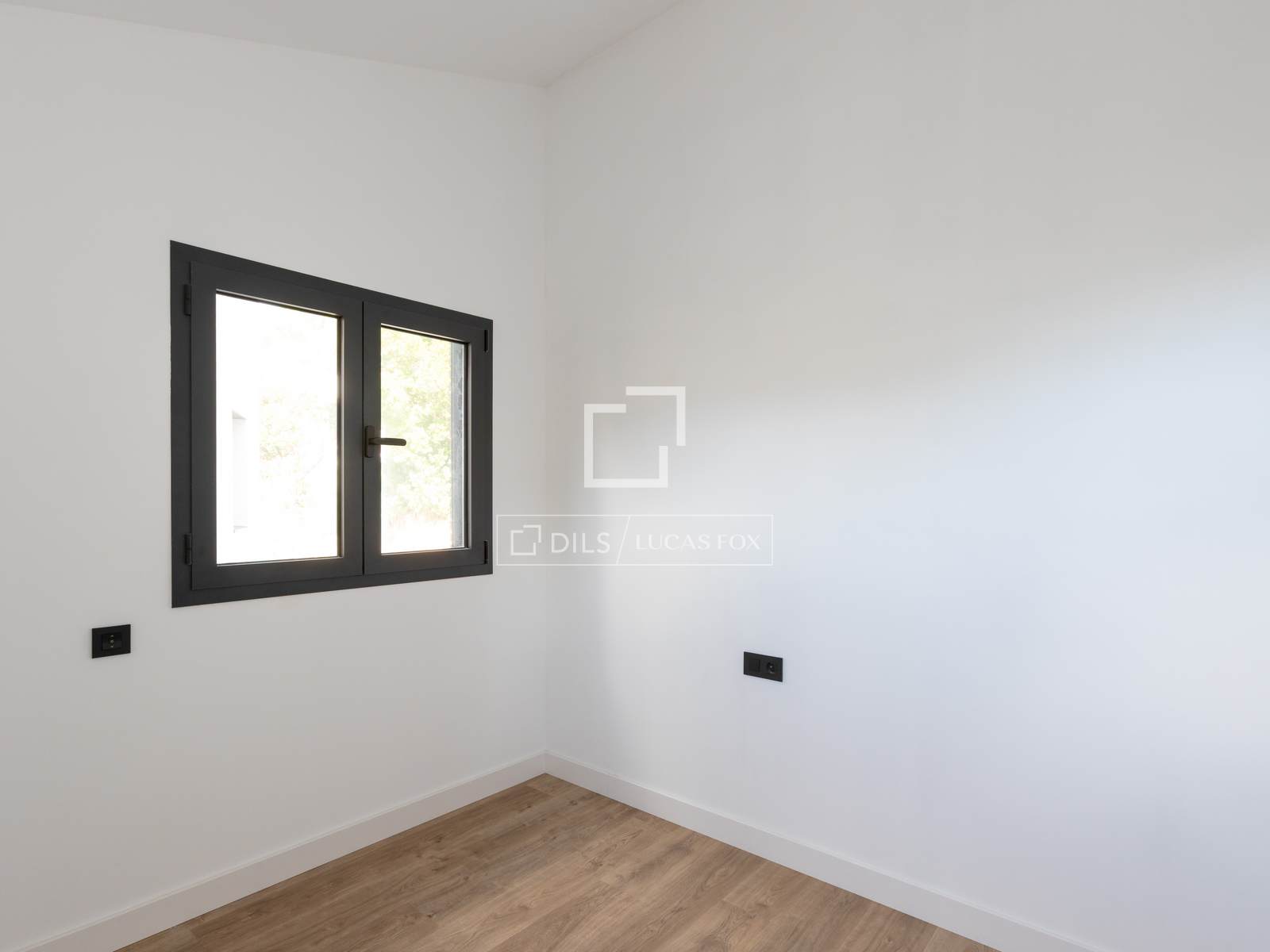 Villa en Vallromanes, Barcelona, España 4 dormitorios, 283 m2 No. 150368