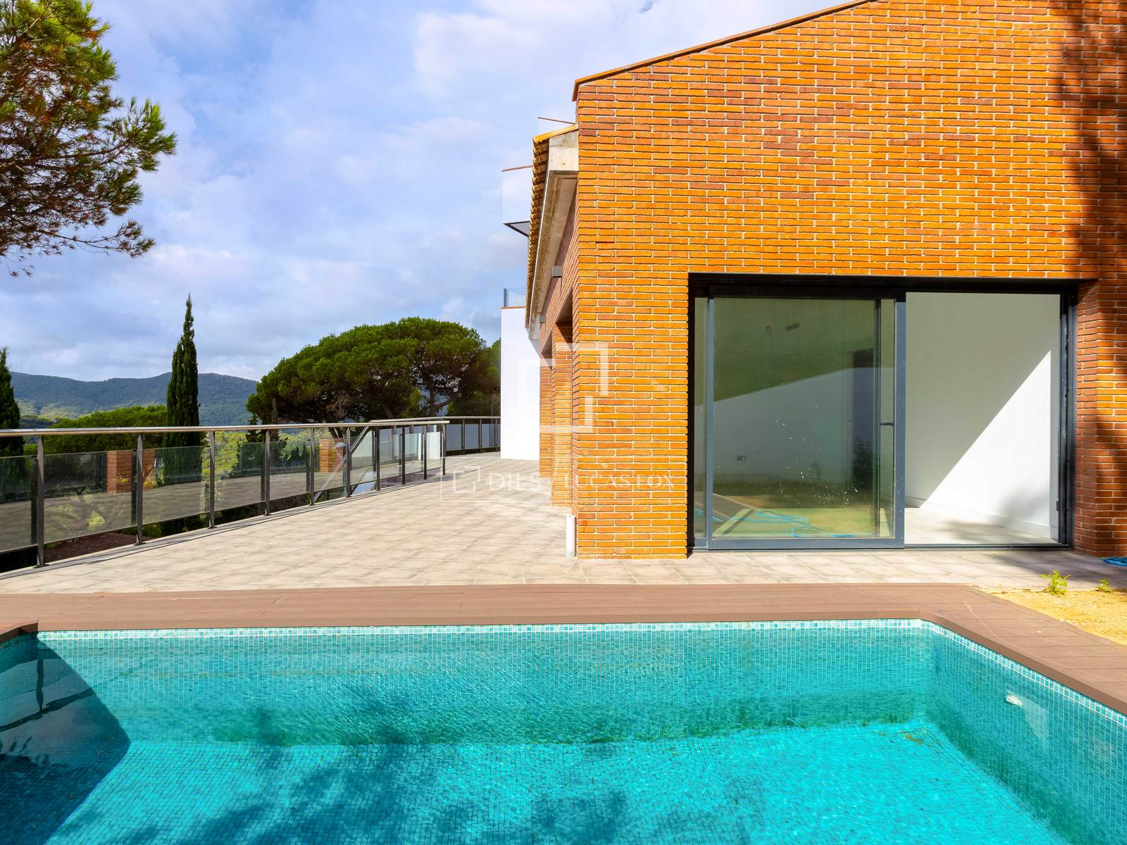 Villa en Vallromanes, Barcelona, España 4 dormitorios, 283 m2 No. 150368