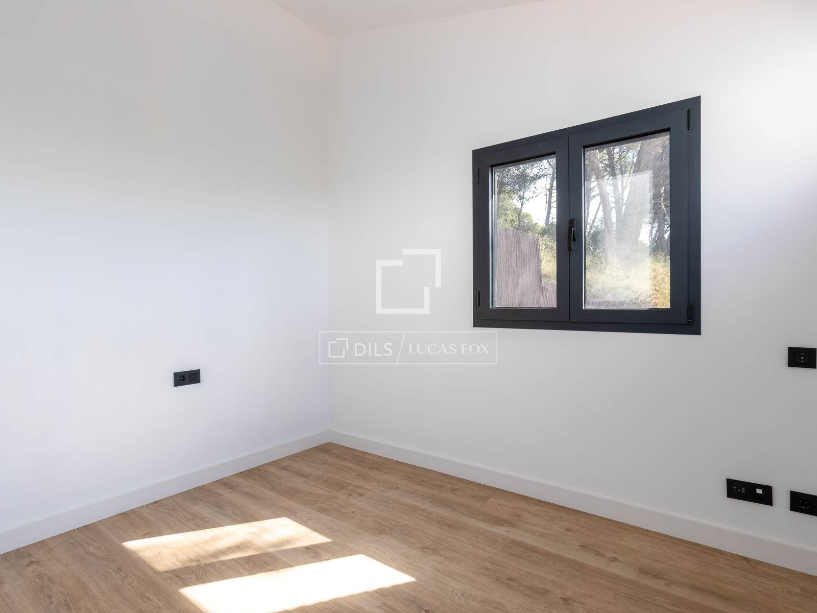 Villa en Vallromanes, Barcelona, España 4 dormitorios, 283 m2 No. 150368