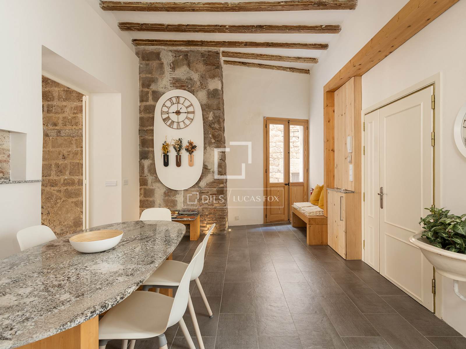 Huoneisto Barcelona, Espanja 1 makuuhuone, 85 m2 No. 150366