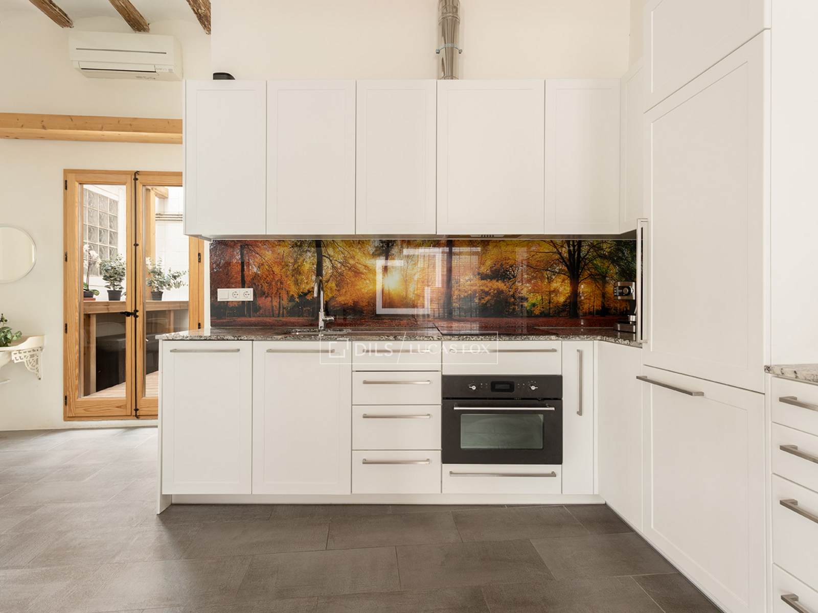 Huoneisto Barcelona, Espanja 1 makuuhuone, 85 m2 No. 150366