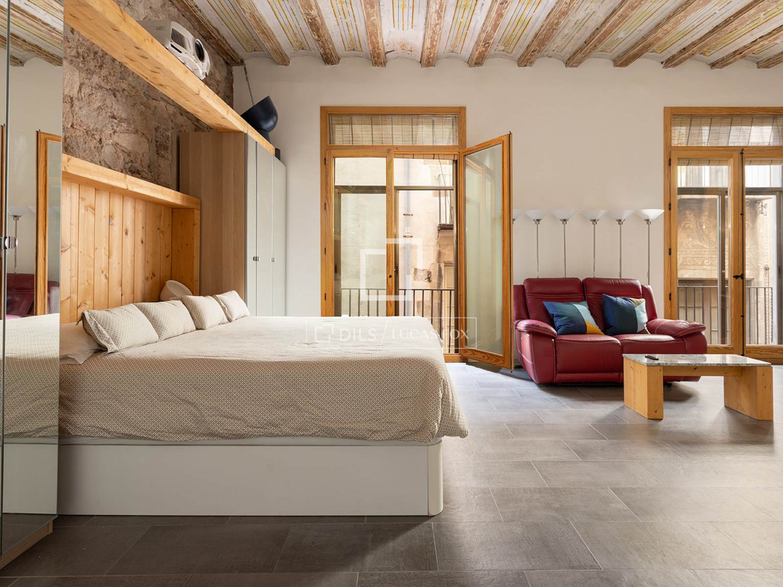 Huoneisto Barcelona, Espanja 1 makuuhuone, 85 m2 No. 150366
