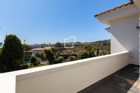 Villa for sale in Alella, Barcelona, Spain 4 bedrooms, 373 sq.m. No. 150369 - photo 23