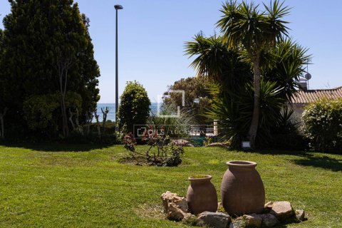 Villa for sale in Alella, Barcelona, Spain 4 bedrooms, 373 sq.m. No. 150369 - photo 10