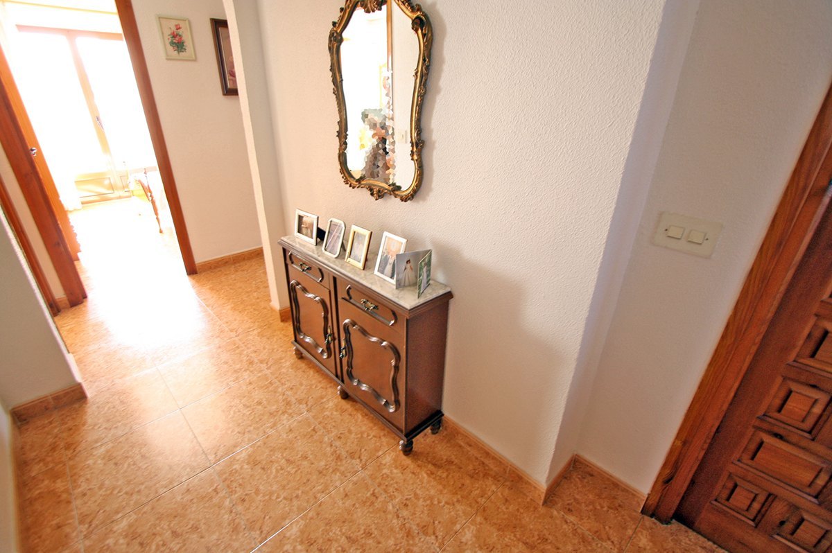 Villa i Els Poblets, Alicante, Spanien 6 sovrum, 460 kvm. Nr. 80462