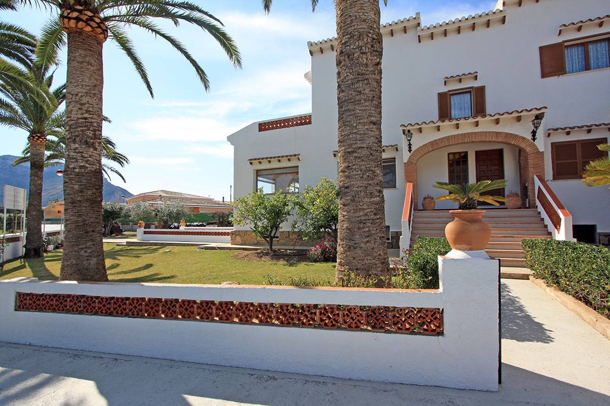 Villa i Els Poblets, Alicante, Spanien 6 sovrum, 460 kvm. Nr. 80462