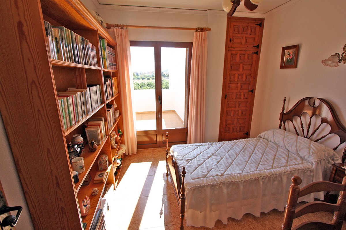 Villa i Els Poblets, Alicante, Spanien 6 sovrum, 460 kvm. Nr. 80462