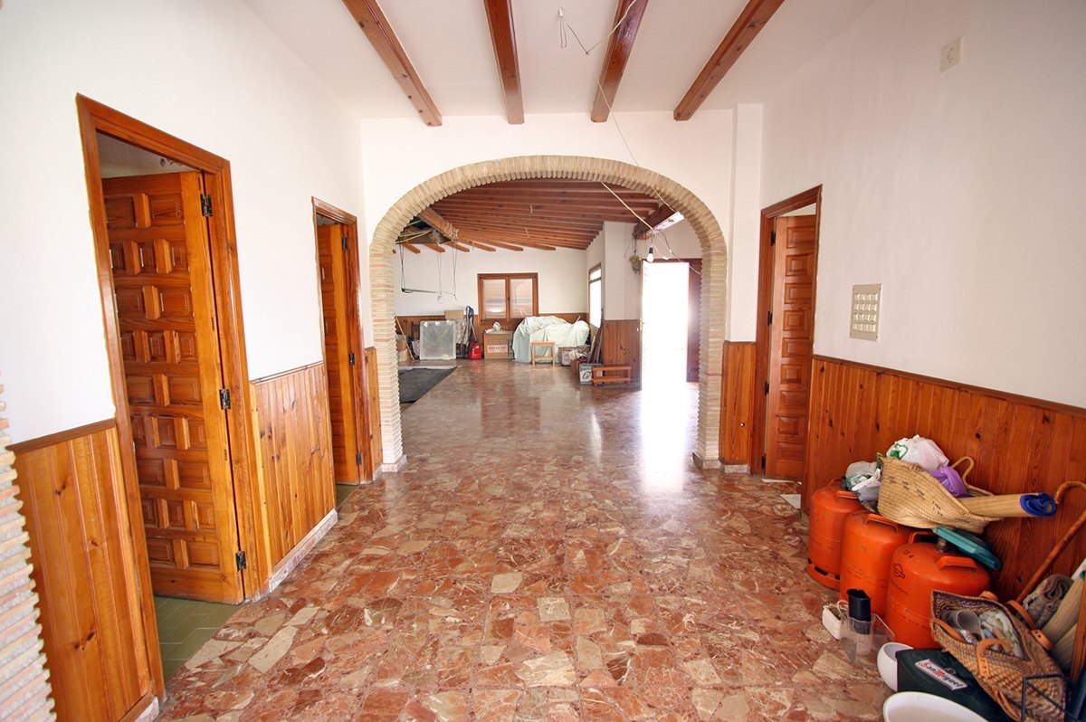 Villa i Els Poblets, Alicante, Spanien 6 sovrum, 460 kvm. Nr. 80462