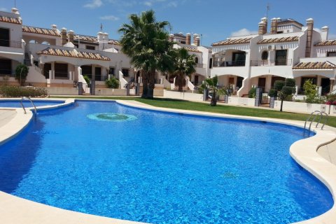 Продажа таухауса в Вилламартин, Аликанте, Испания 2 спальни, 87м2 №189359 - фото 2
