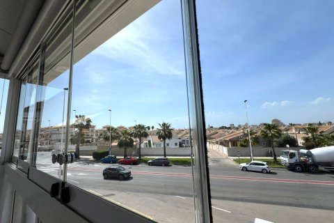 Bungalow w Torrevieja, Alicante, Hiszpania 2 sypialnie, 55 mkw. nr 189362 – zdjęcie 16