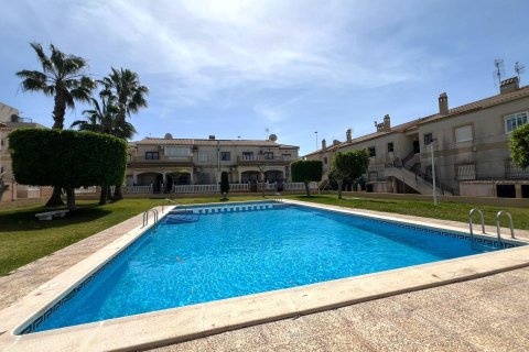 Bungalow w Torrevieja, Alicante, Hiszpania 2 sypialnie, 55 mkw. nr 189362 – zdjęcie 19
