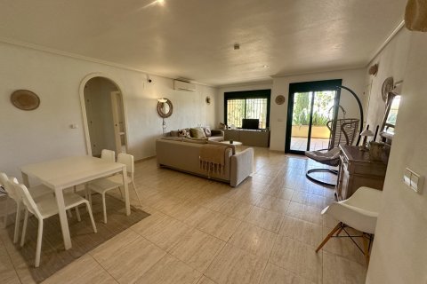 Huoneisto myytävänä Alicante, Espanja, 2 makuuhuonetta, 103 m2 No. 138747 - kuva 4