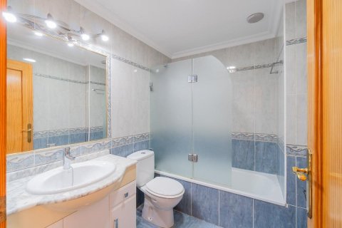 Dzīvoklis pārdošanā Torrevieja, Alicante, Spānijā 3 istabas, 129 m2 Nr. 138743 - attēls 18