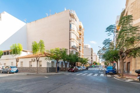 Apartament Torrevieja, Alicante, Hiszpania 3 sypialnie, 129 mkw. nr 138743 – zdjęcie 3