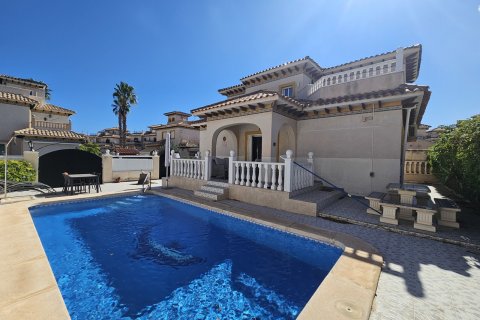 Villa à vendre Alicante, Espagne, 4 chambres, 110 m2 No. 138748 - photo 1
