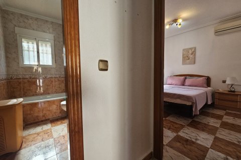 Villa à vendre Alicante, Espagne, 4 chambres, 110 m2 No. 138748 - photo 14