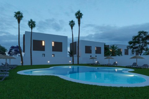 Huvila myytävänä La Marina, Alicante, Espanja, 3 makuuhuonetta, 98 m2 No. 138745 - kuva 1