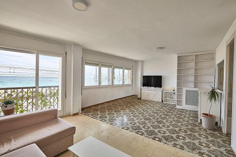 Apartment à Premia De Mar, Barcelona, Espagne 3 chambres, 97 m2 No. 186331