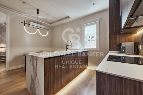 Apartment à Madrid, Espagne 2 chambres, 81 m2 No. 179152