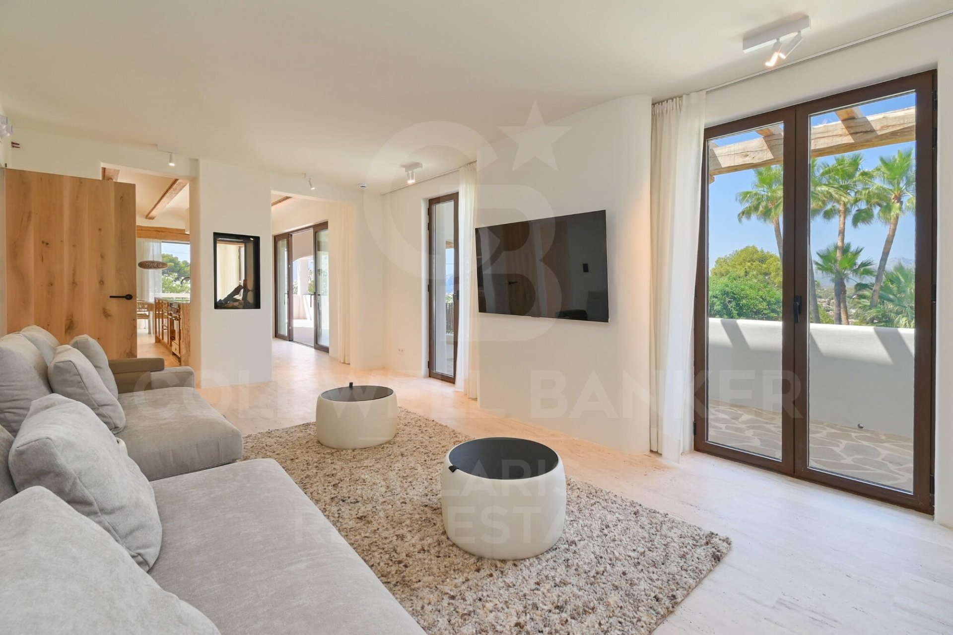Villa a Benissa, Alicante, Spagna 5 camere da letto, 550 mq. N° 179147