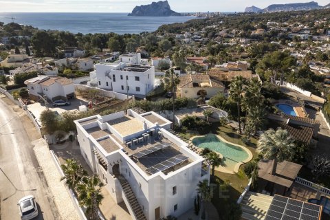 Villa à vendre à Benissa, Alicante, Espagne, 5 chambres, 550 m2 No. 179147 - photo 2