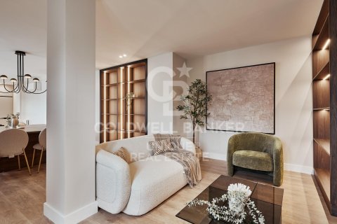 Apartment à Madrid, Espagne 3 chambres, 142 m2 No. 179149