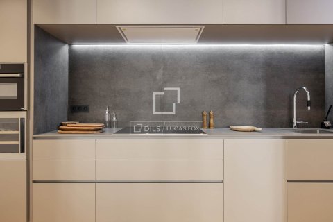 Apartment à vendre à Barcelona, Espagne, 2 chambres, 124 m2 No. 150502 - photo 9