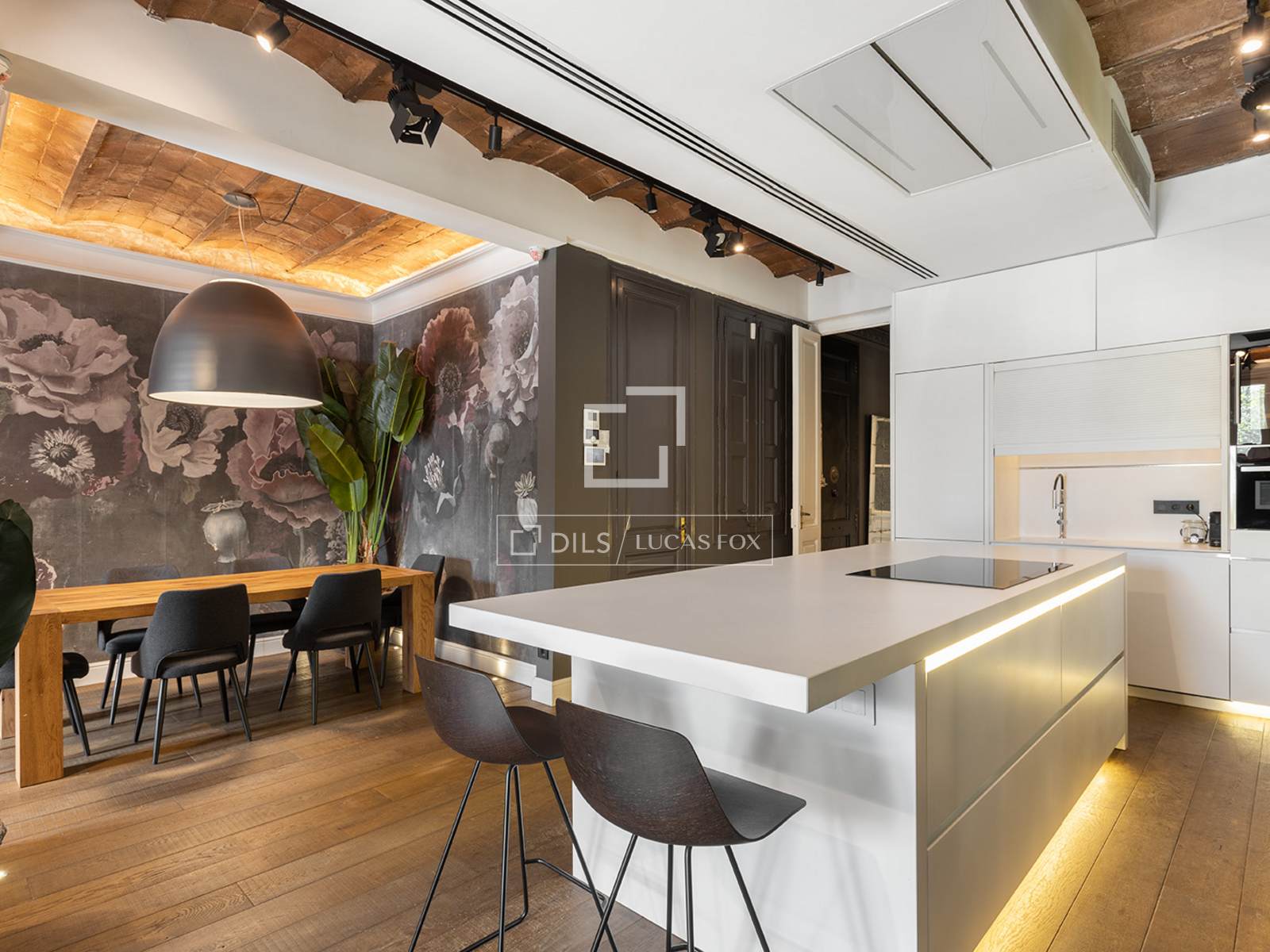 Huoneisto Barcelona, Espanja 2 makuuhuonetta, 112 m2 No. 150496