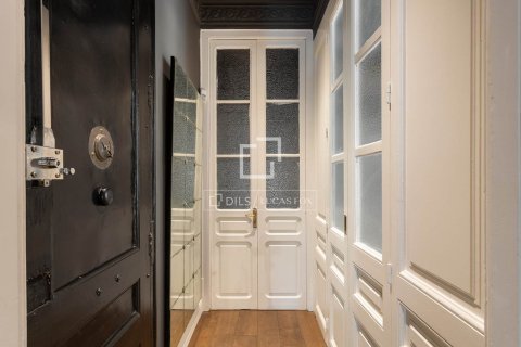 Apartment à vendre à Barcelona, Espagne, 2 chambres, 112 m2 No. 150496 - photo 20