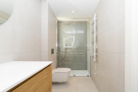 Apartment à vendre à Barcelona, Espagne, 2 chambres, 93 m2 No. 150500 - photo 17