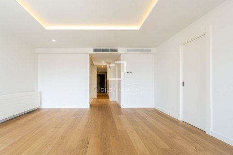 Apartment à vendre à Barcelona, Espagne, 2 chambres, 93 m2 No. 150500 - photo 2