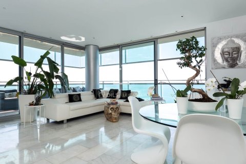 Apartment à vendre à Barcelona, Espagne, 3 chambres, 123 m2 No. 150501 - photo 2