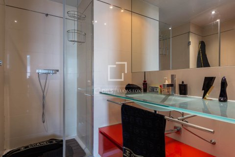 Apartment à vendre à Barcelona, Espagne, 3 chambres, 123 m2 No. 150501 - photo 29