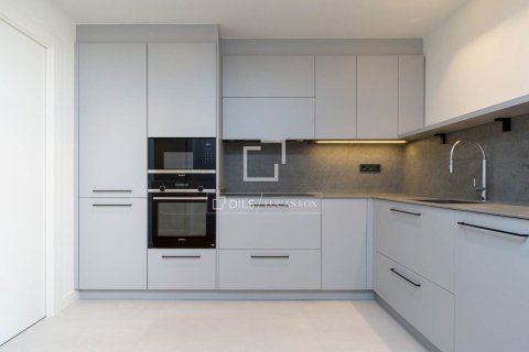 Apartment à vendre à Barcelona, Espagne, 2 chambres, 91 m2 No. 150499 - photo 3