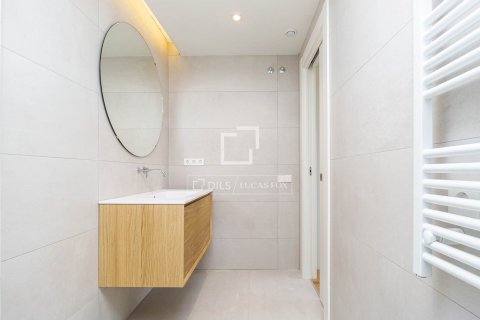 Apartment à vendre à Barcelona, Espagne, 2 chambres, 91 m2 No. 150499 - photo 14