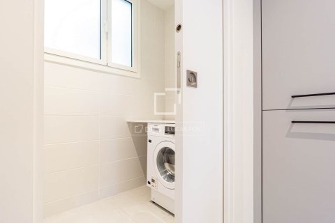 Apartment à vendre à Barcelona, Espagne, 2 chambres, 91 m2 No. 150498 - photo 18